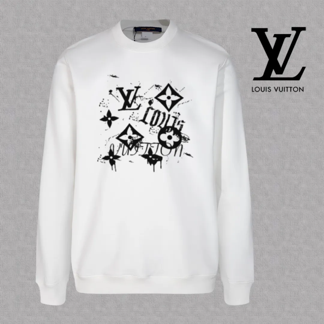 🅿️250 hot style on the shelves🔥❗ 💫〖Louis Vuitton LV〗 Fashionable round neck sweatshirt, casually matched with various styles, it is perfectly handsome😎The whole dress is made of double waistcoats, which makes the whole dress more three-dimensional. Not ordinary factories can do such fine work. The 2025 spring style counters are on sale, exquisite round neck terry sweatshirt, high-end double-strand pure cotton Customized drawstring ribs are dyed in the same vat and are complete with three standards. The chest craftsmanship adopts a simple and elegant pattern on the chest, which is easy to control for any age group! Fit and comfortable! Customized thickened 440g terry sweatshirt fabric, soft and comfortable to the touch, with a three-dimensional shape! 🙌🏻 It’s also very breathable, so it’s a versatile style that can be worn with any outfit! ✔Color: Black White Apricot Size: S M L XL 2XL